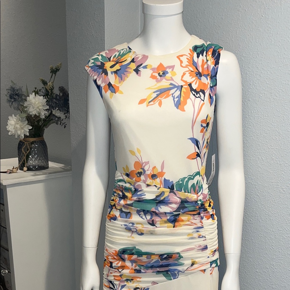 Vibrant Floral Cap Sleeve Midi Dress size 6,